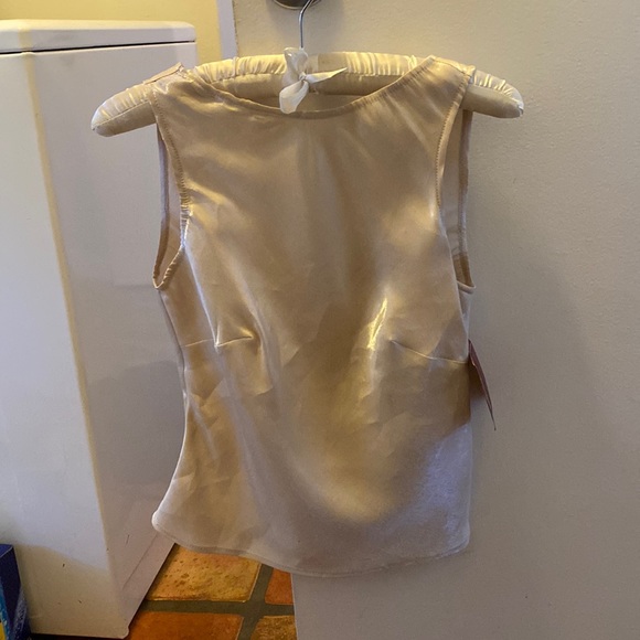 JS Collection Top, Size S - Picture 1 of 2